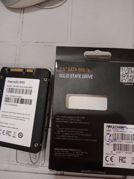 SSD 257 GB Hard 4