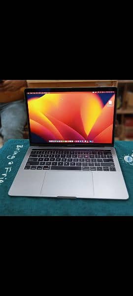 MacBook Pro 2016 2017 13" Touch Bar & Non Touch Bar 16