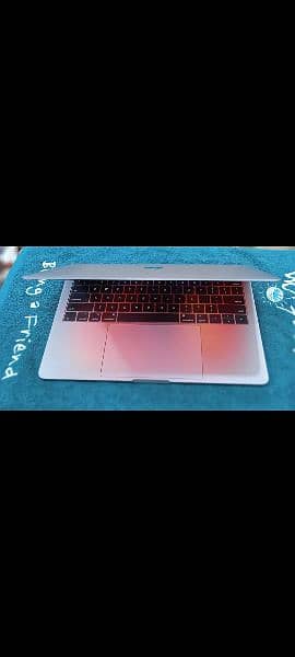 MacBook Pro 2016 2017 13" Touch Bar & Non Touch Bar 18