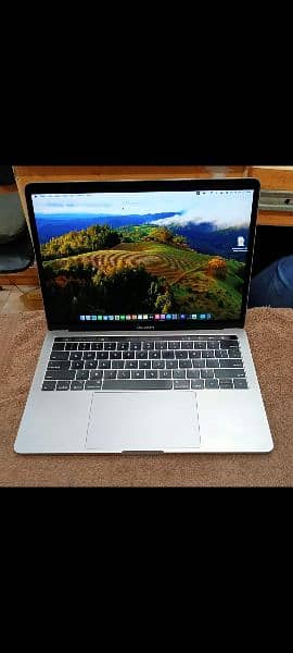 MacBook Pro 2019 Core i5/ i7 8GB/ 16GB 128GB/ 256GB/ 512GB 13" Display 15