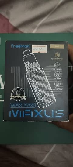 FreeMax vape 168W dubble battery exchange possible with mobile