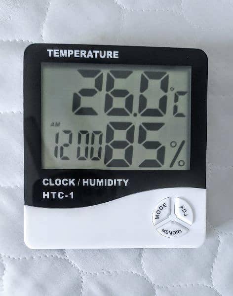 HTC-1 Electronic Temperature, Humidity, Time, Alarm etc Digital Clock 0