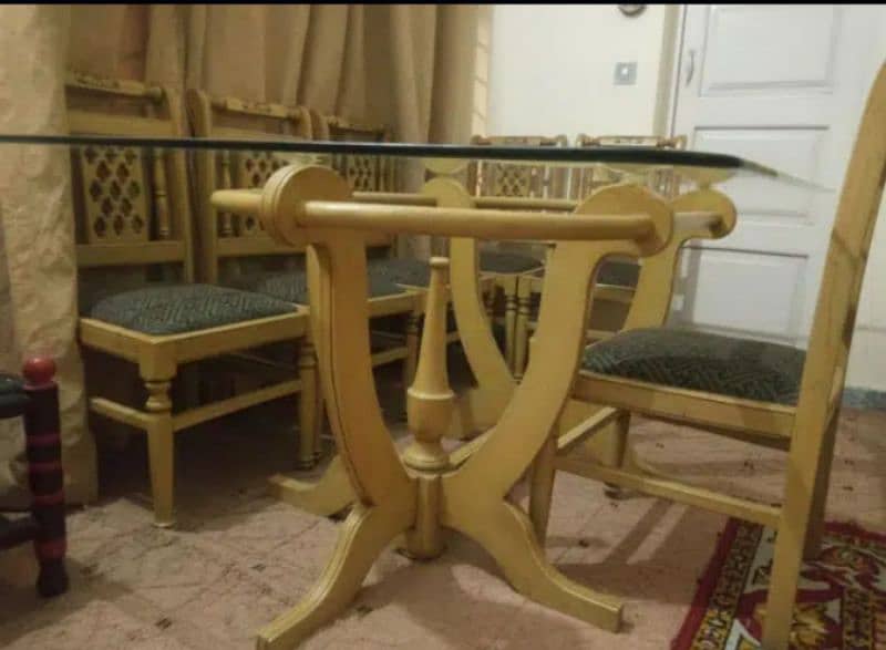 6 seater dining table 0