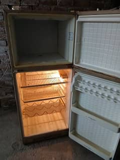 Dawlance Refrigrator/ Fridge