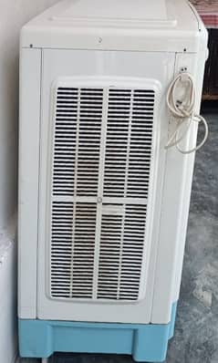 Room air cooler