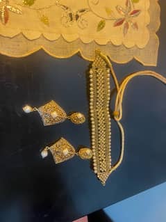 pearls and gold choker set
