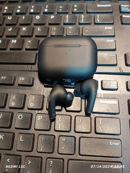 Air pods pro Original Made in Japan 4