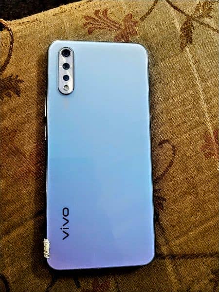 VIVO S1 0