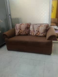 4 seater sofa for sale (T. V lounge)