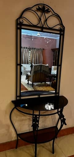 Mirror and table for sale