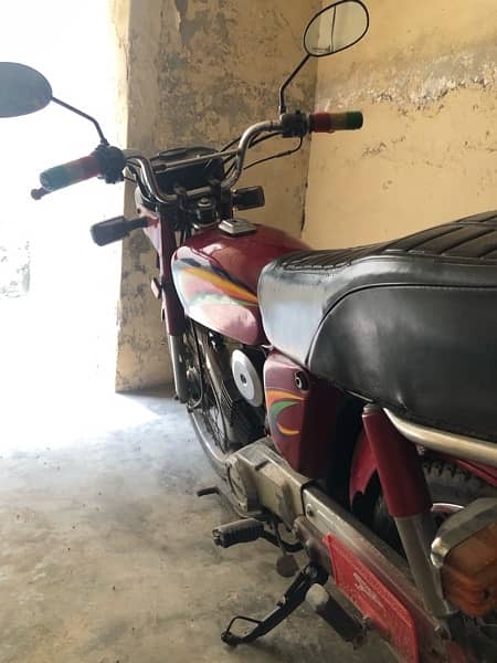 yammah bike 100cc 1989model sab koch clear hai 2