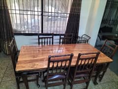 6 x Seater wooden Dining Table Set available for Sale on urgent Basis