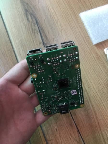 Raspberry pi 3 model B UK version 5