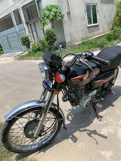 Unique 125cc bike