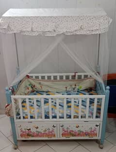 Baby coat, cradle, bed and sleep with mosquito net + new mattress