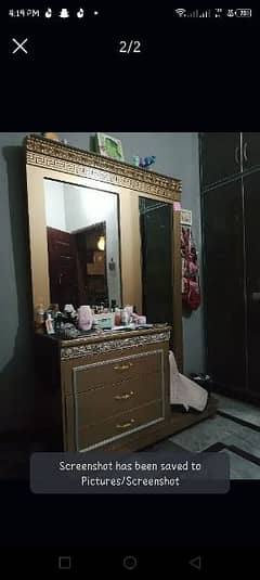 dressing table