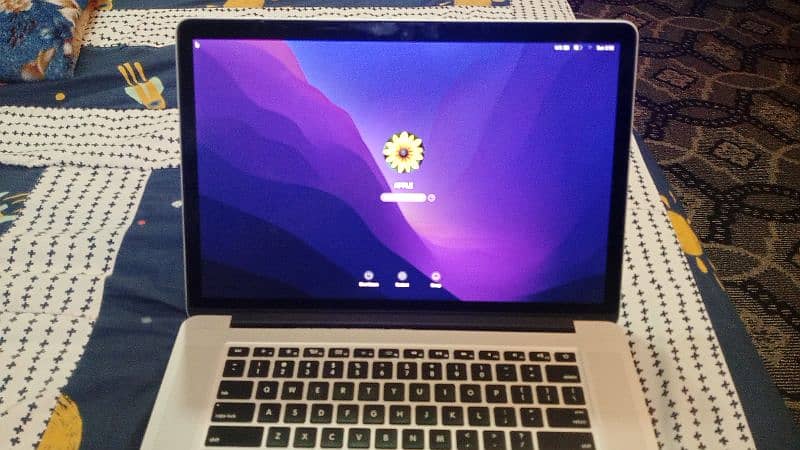 Apple MacBook pro A1398 2015l Fresh USA Stock 0