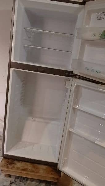 haire fridge 3