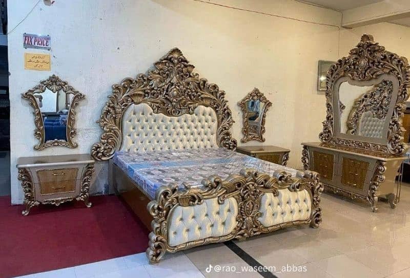 12 / 12 Sale on Luxury Bedroom Set 3