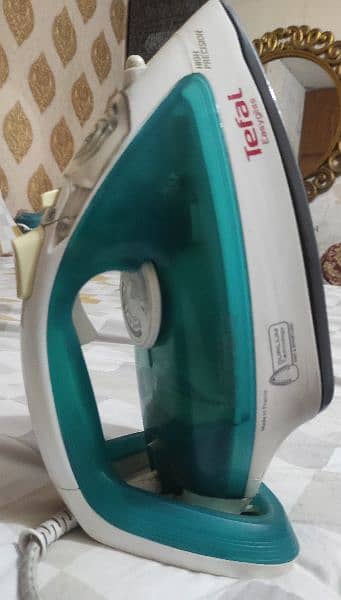 Tefal imported from saudia steam iron made in France 4