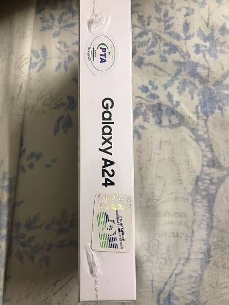 Samsung Galaxy A24 1