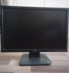19 Inch Extra Wide LCD (Acer)