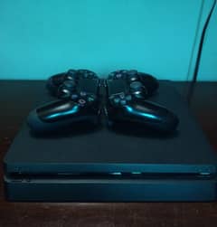 PS4 Slim 0