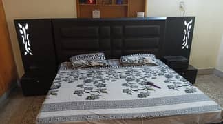 wooden bed set