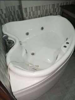 Jacuzzi Bath tub