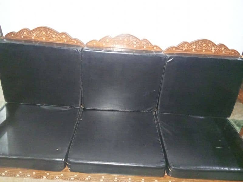 sofa five seater shashm wood excellent condition 1