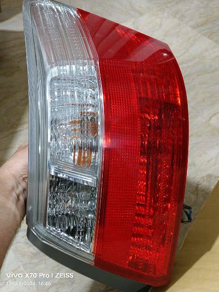 Premio Back Headlight model 2007 to 2010 15