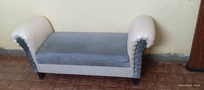 Sofa Couch in Like New Condition