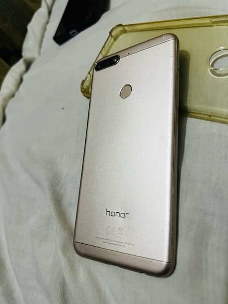 Honor 7CWith Box Official Pta Approved 3/32 2