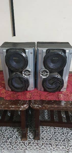 sony speaker for urgent sale 1