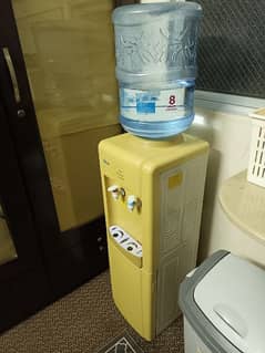 Orient Water dispenser 2 taps with refrigerator