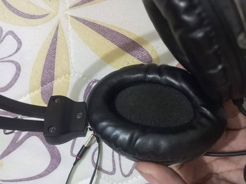 A4Tech  Headphone 7