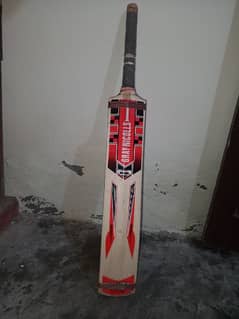 orignal graynicolls best cricket bat hard ball  bat  price only 8k