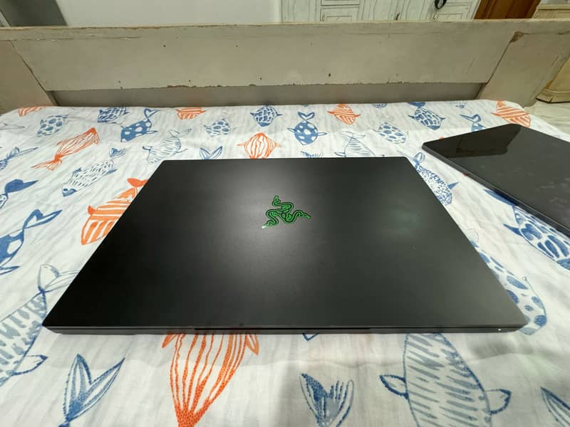 Razer Blade 15 RTX 2070 Gaming Laptop High End 0