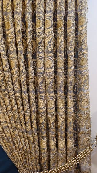 curtains Wallpapers available in every colour and Designs 4