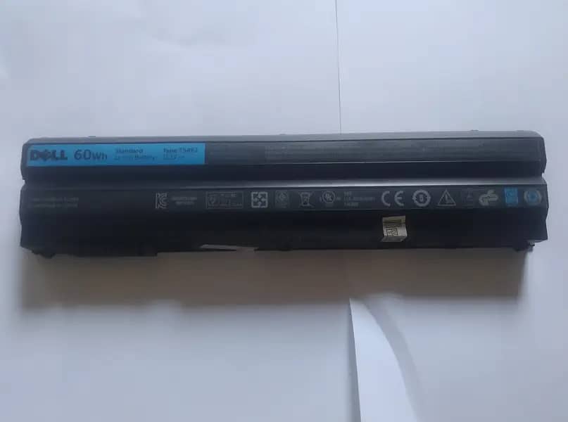 Dell Laptops batteries (Detail/List/Rs in description). 3