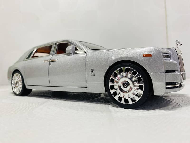 Diecast Model Cars Metal Cars. Bentley Mercedes Banz Honda,Ferrai,GTR 18