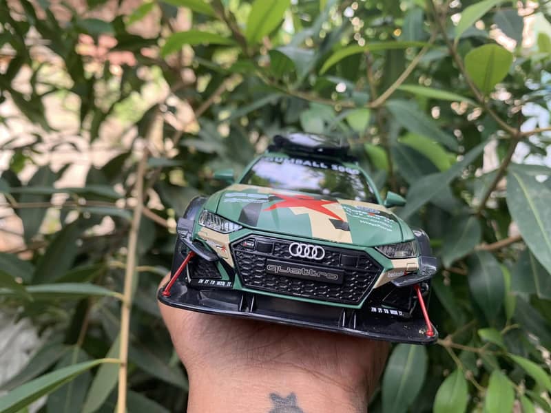 Audi RS6 Modified Vehicles Model car Alloy Diecast 16