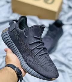 ADIDAS_yeezy_typeshoes_EUR39to45 available