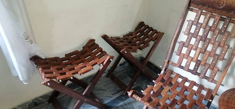 wodden Folding chairs+ table + stool 5