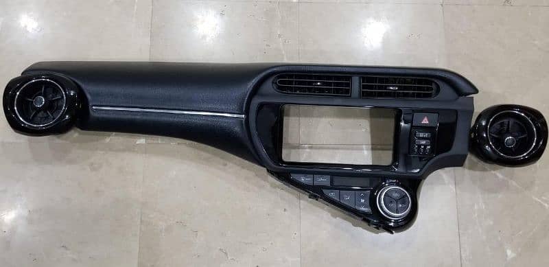 Toyota aqua 2015 /16 complete AC panel with ring & left dashboard pad 0