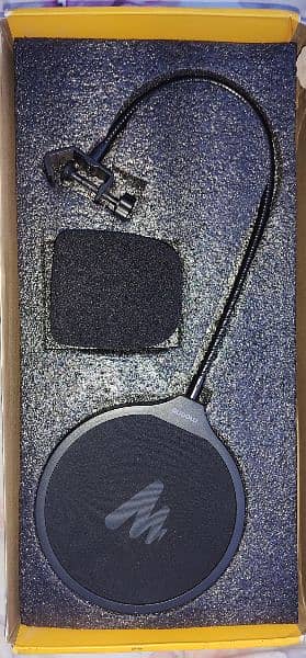 AU-A04 Microphone 3