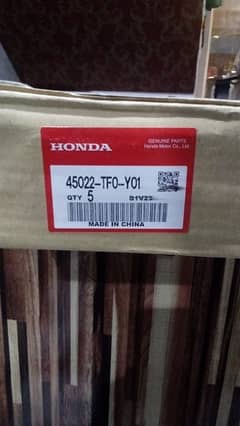 honda orignal break pads available in quantity