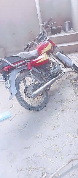 bike for sale in lahour 2