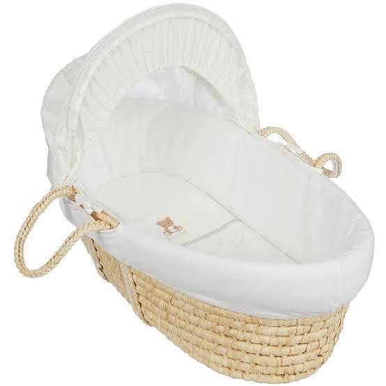 Baby bed Cot moses basket(mothercare UK) rockingstand easily moveable 4