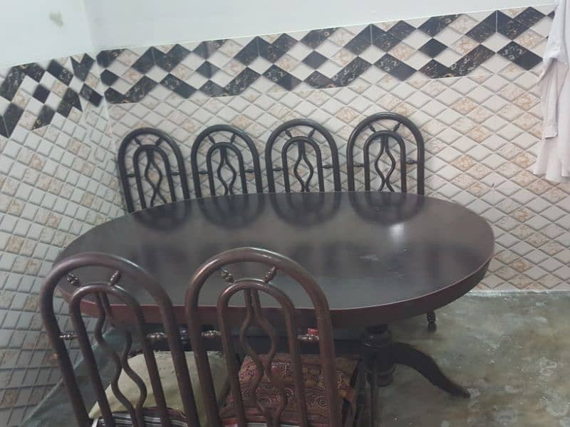 Dining table with 6 chairs 3